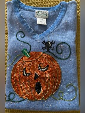 Quacker Factory Light Blue Pumpkin Sequin V-Neck Sweater Large